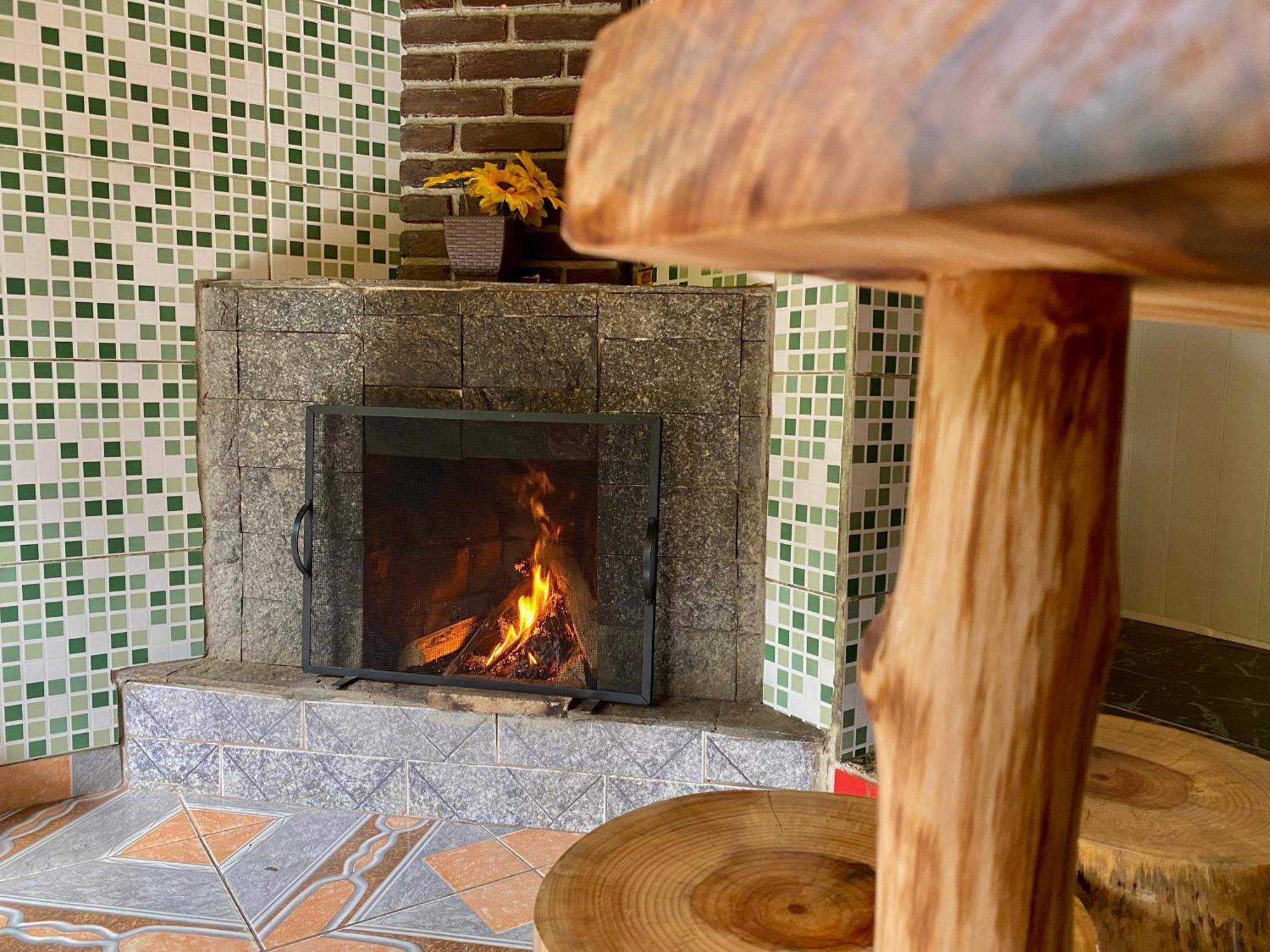 Chale 1 Alto Na Montanha, Com Lareira E Wi-Fi Apartment Visconde De Maua Luaran gambar